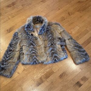 Women's Faux Fur Jacket - Brown and Gray XS NEW WITH TAG 🏷️